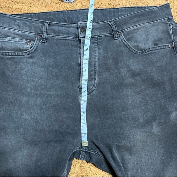 Topman Stretch Tapered Jeans In Washed Black Tint Sz W34 L34 - Picture 12 of 12